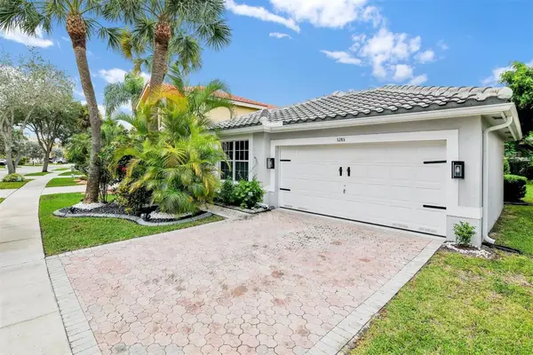 5285 NW 117th Avenue, Coral Springs, FL 33076