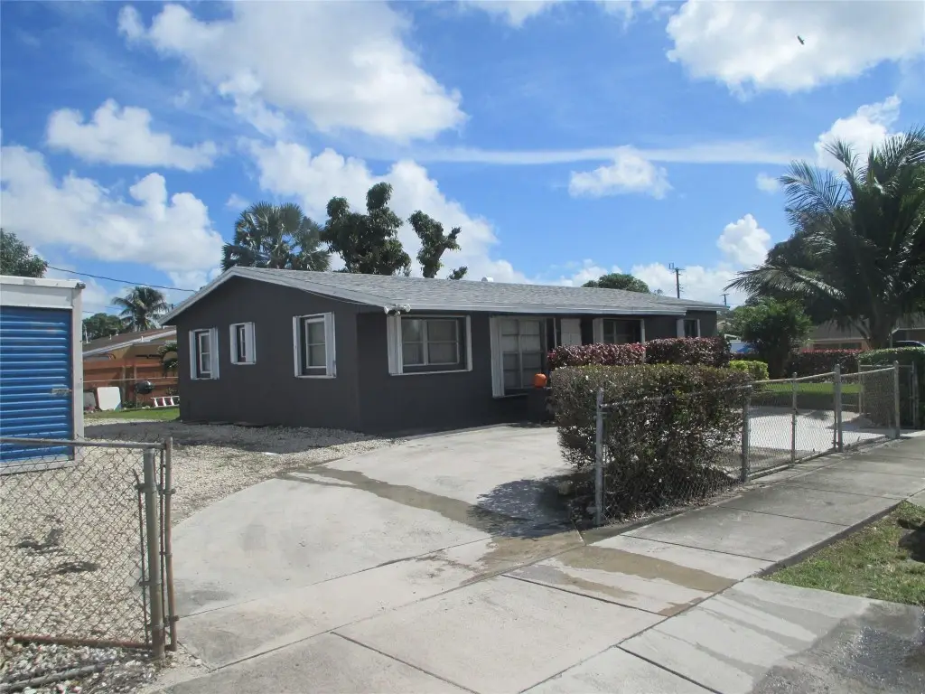 Address Withheld By Seller, Lauderhill, FL 33311 - #1