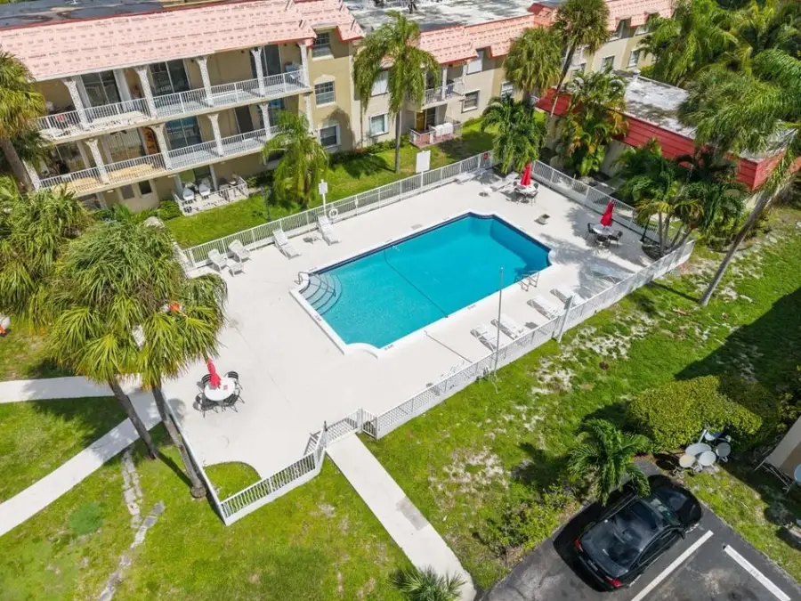 495 SE 8th Street #242, Deerfield Beach, FL 33441 - #3