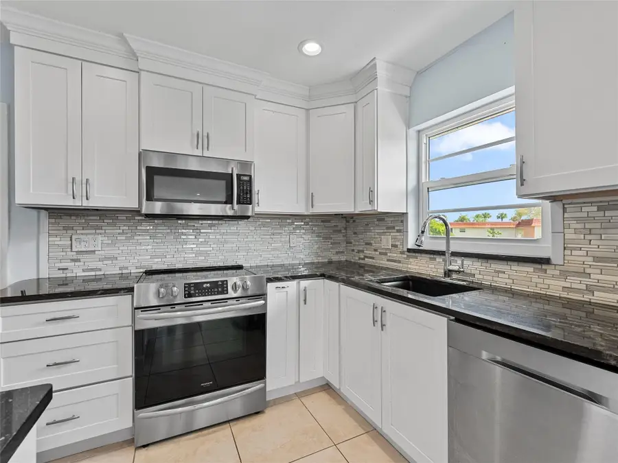 5 Vista Palm Lane #207, Vero Beach, FL 32962 - #3