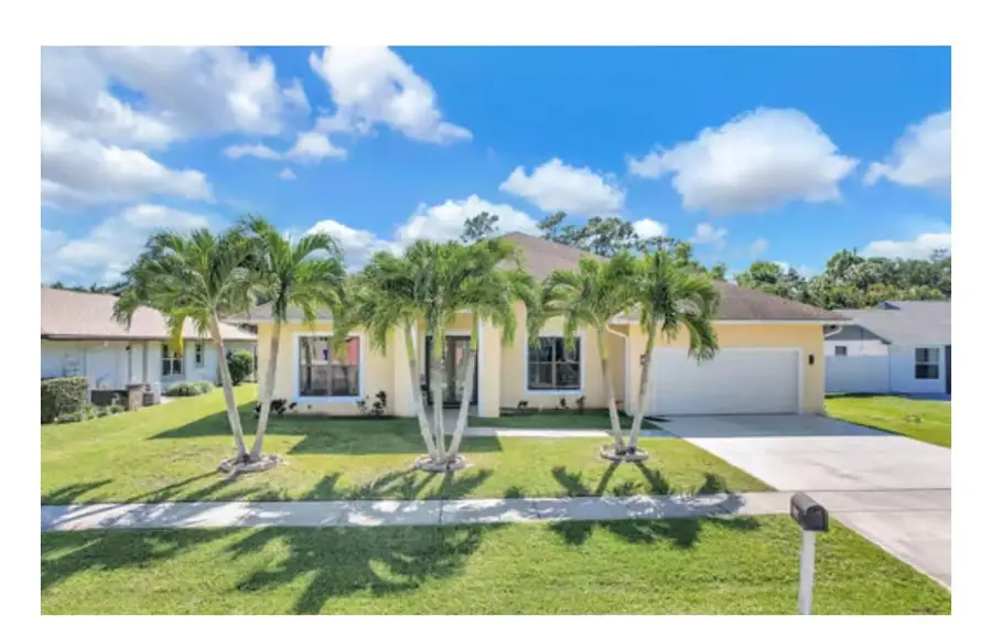 123 Bilbao Street, Royal Palm Beach, FL 33411 - #2