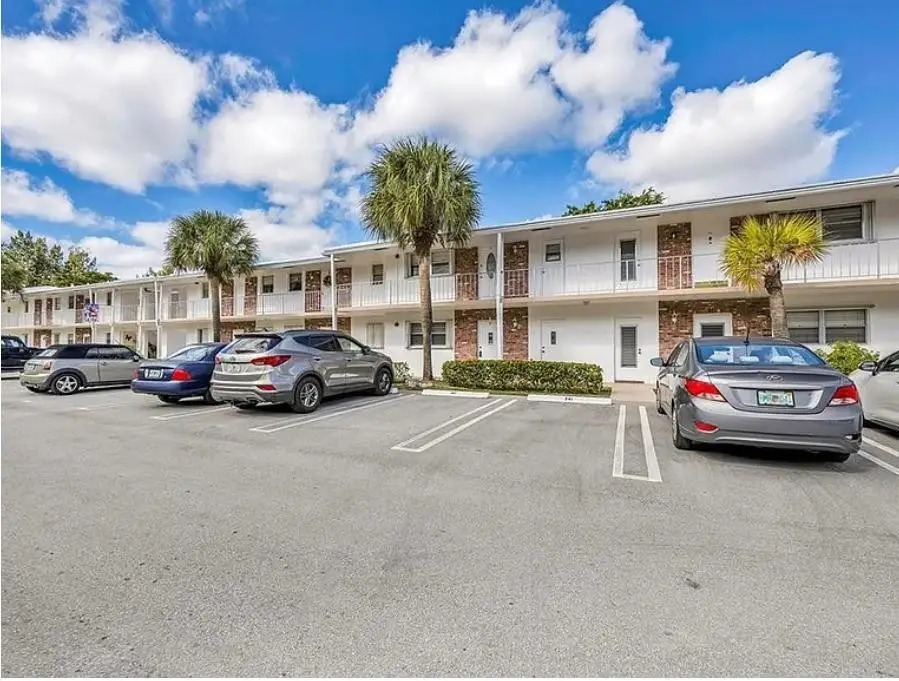 2475 W Golf Boulevard, Pompano Beach, FL 33064 - #2