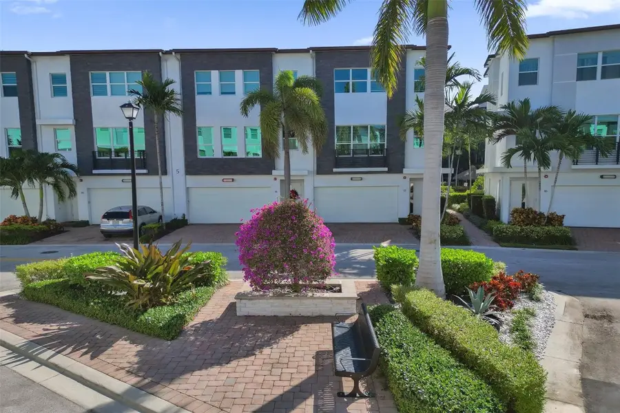 2900 NE 12th Terrace #17, Oakland Park, FL 33334 - #3