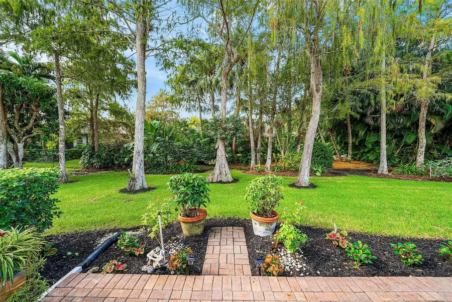 153 Kapok Crescent, West Palm Beach, FL 33411 - #2