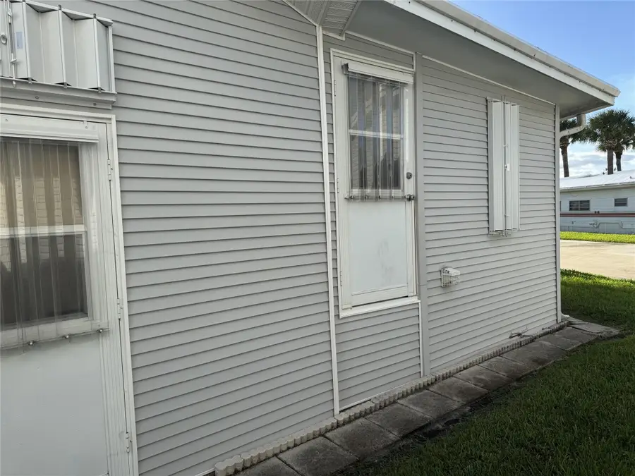 6475 52nd Street, Okeechobee, FL 34974 - #3