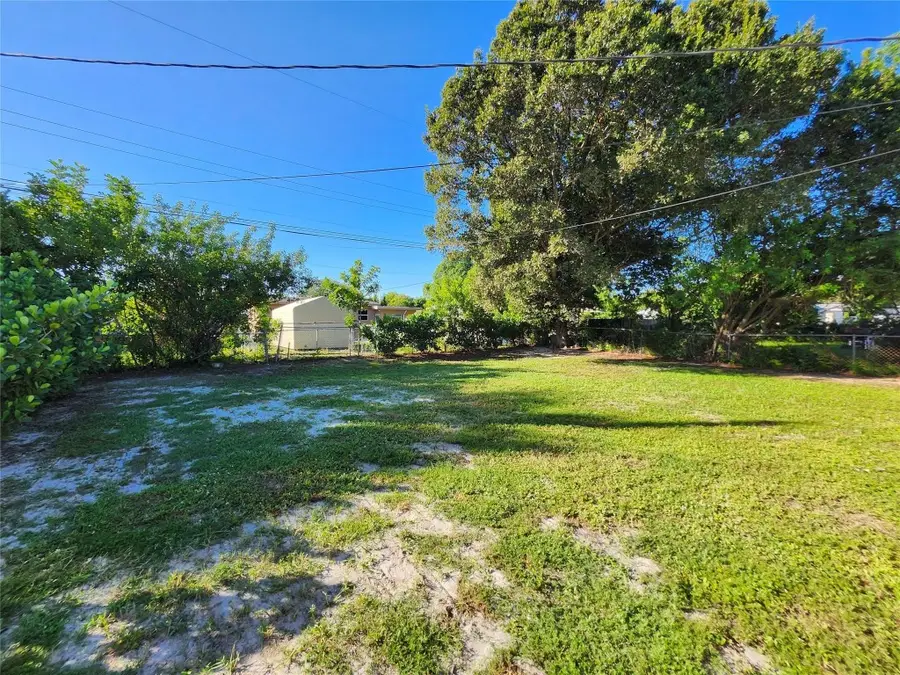 942 NW 12th Street, Fort Lauderdale, FL 33311 - #3