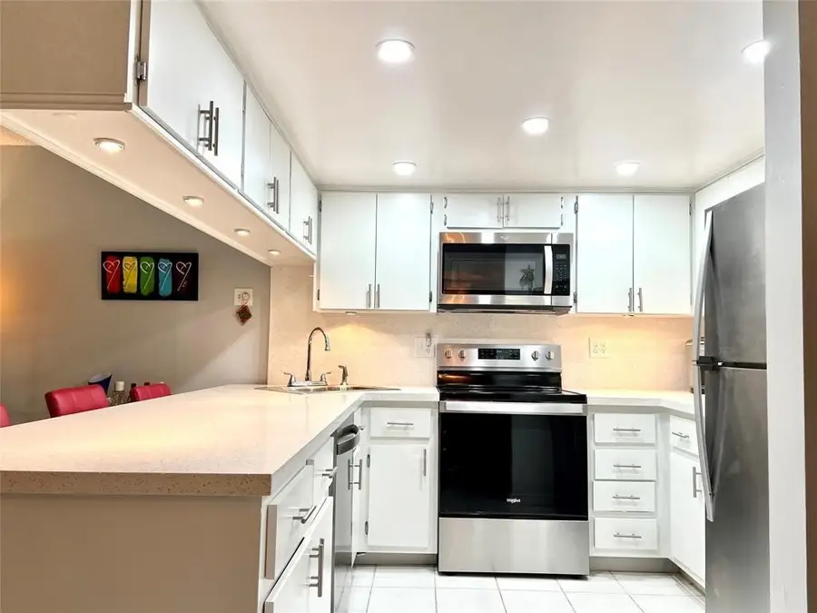 3002 NE 5th Terrace #209-B, Wilton Manors, FL 33334 - #2