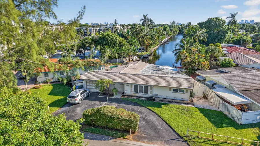 1570 NE 30th Place, Oakland Park, FL 33334 - #2