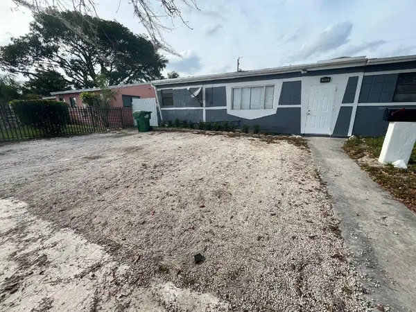 1011 NW 195th Street, Miami Gardens, FL 33169