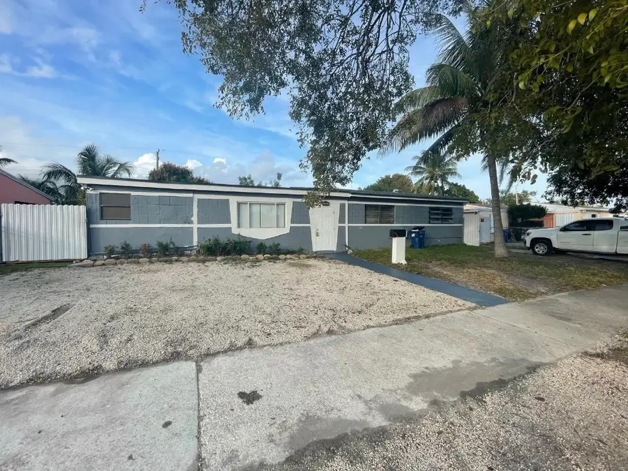 1011 NW 195th Street, Miami Gardens, FL 33169 - #2