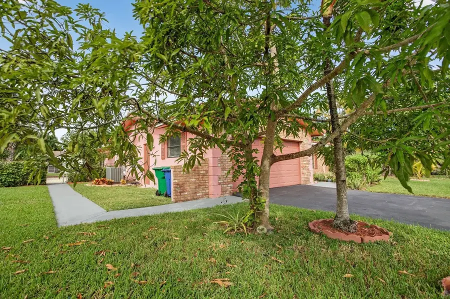 4460 NW 105th Terrace, Coral Springs, FL 33065 - #2