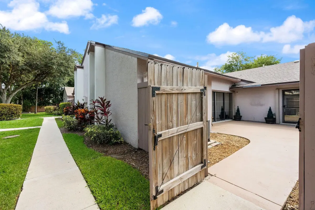 151 NW 115th Avenue #405, Plantation, FL 33325 - #1