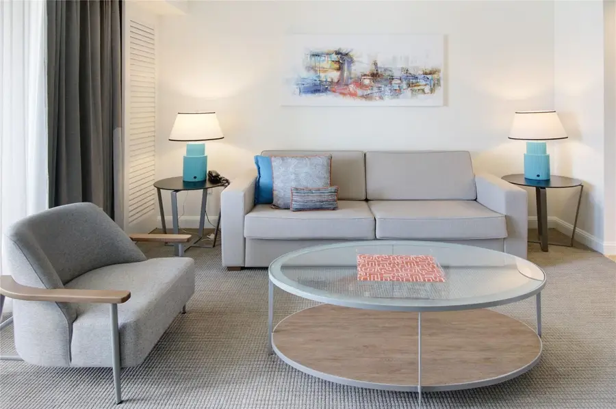 601 N Ft Lauderdale Bch Boulevard #915, Fort Lauderdale, FL 33304 - #3