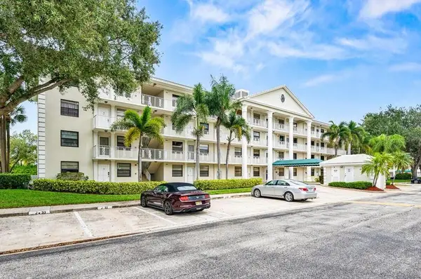 6109 Balboa Circle #304, Boca Raton, FL 33433