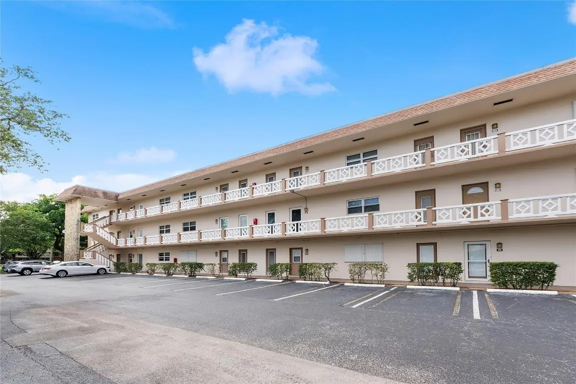 3405 NW 48th Avenue #401, Lauderdale Lakes, FL 33319 - #1