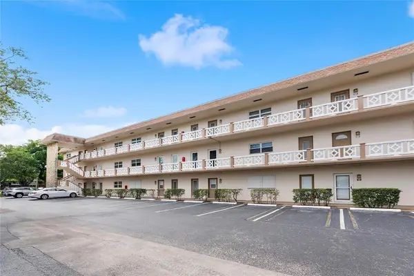 3405 NW 48th Avenue #401, Lauderdale Lakes, FL 33319