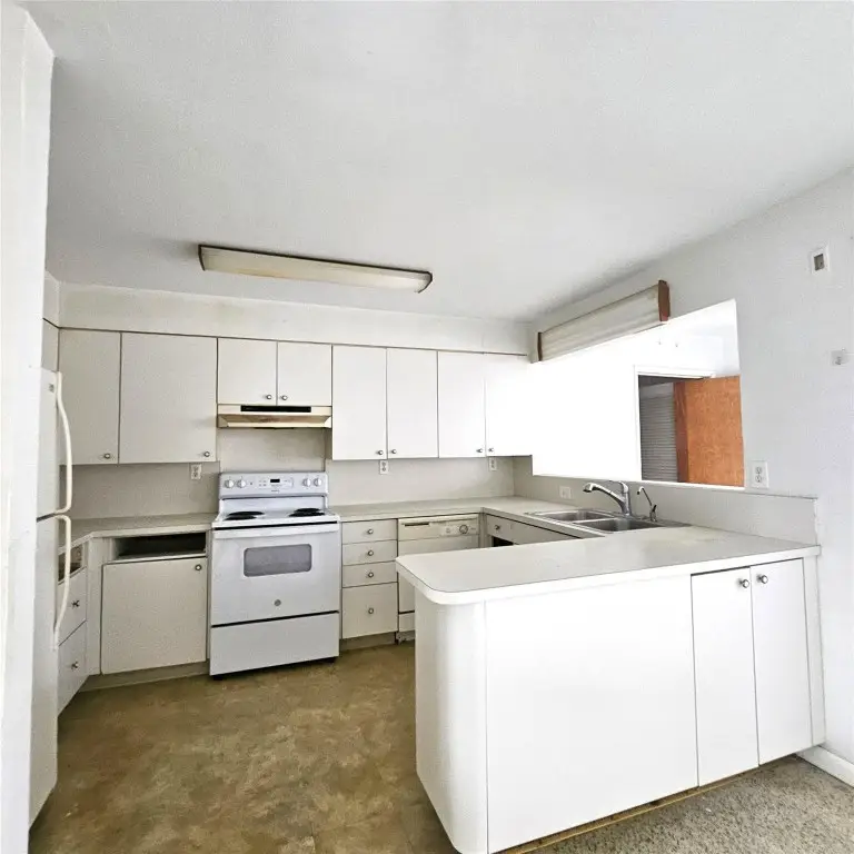 370 NW 65th Avenue, Plantation, FL 33317 - #3