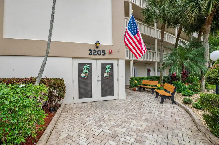 3205 Portofino Point #F3, Coconut Creek, FL 33066 - #2