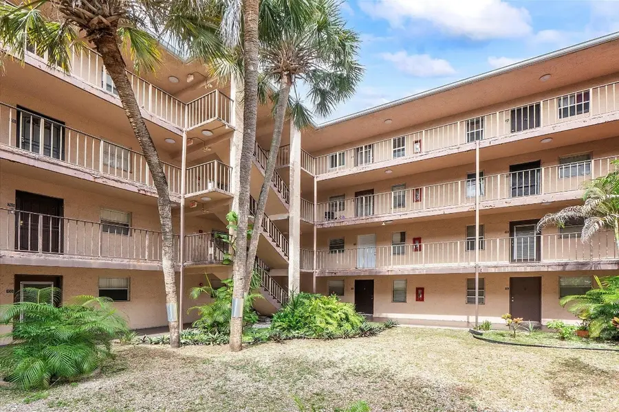 2840 Somerset Drive #205M, Lauderdale Lakes, FL 33311 - #2