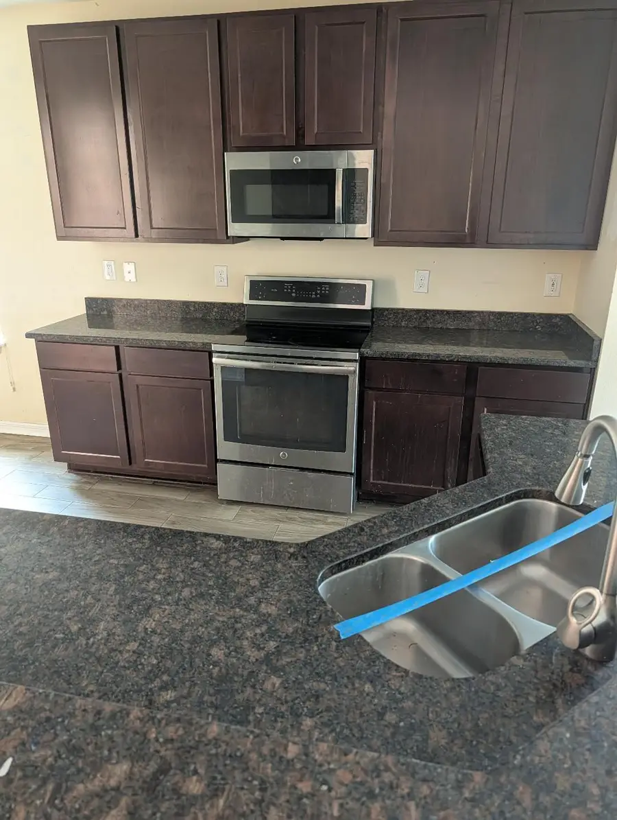 313 NE Glentry Avenue, Port Saint Lucie, FL 34983 - #2