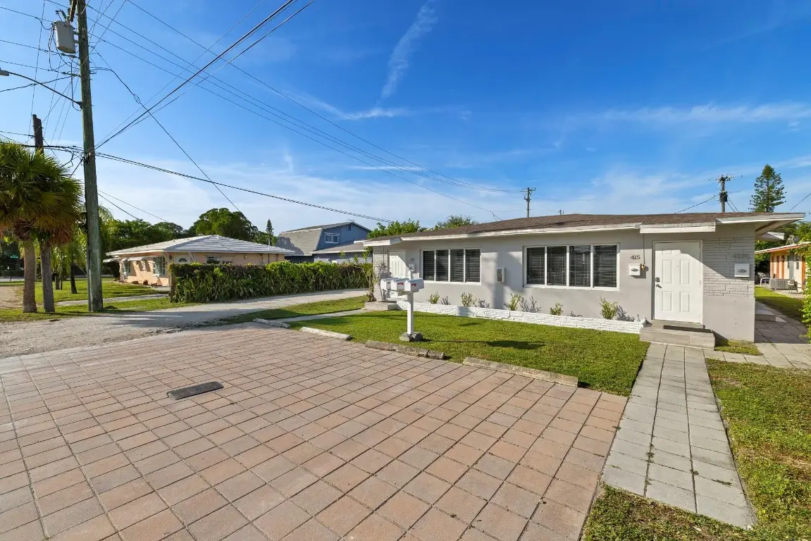 413-415 SE 23rd Street, Fort Lauderdale, FL 33316 - #1