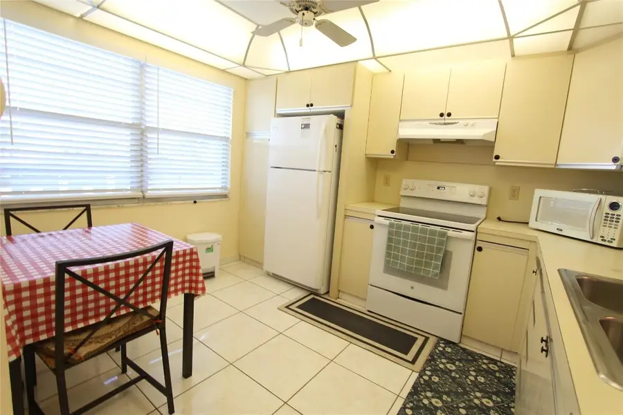 3201 Portofino Point #E3, Coconut Creek, FL 33066 - #2