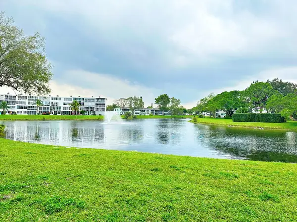 4011 Islewood D #4011, Deerfield Beach, FL 33442