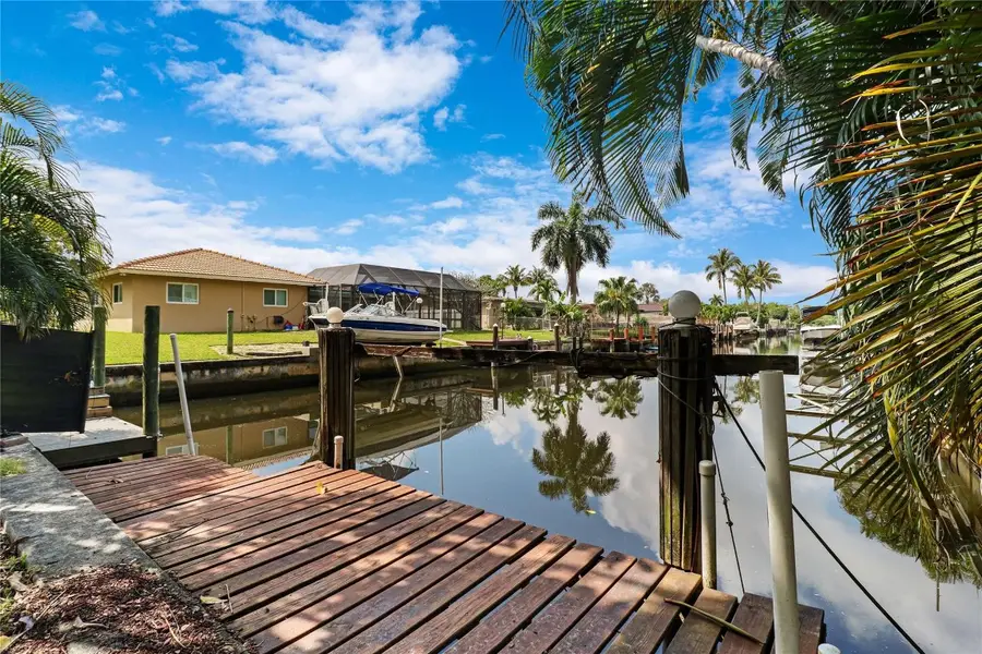 5900 SW 17th Street, Plantation, FL 33317 - #2