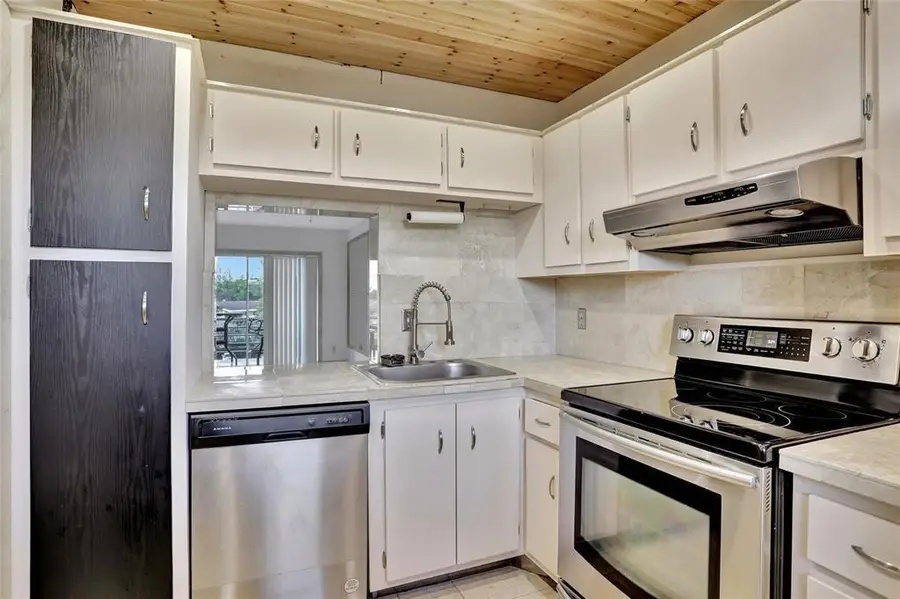 4311 Crystal Lake Drive #421, Deerfield Beach, FL 33064 - #2