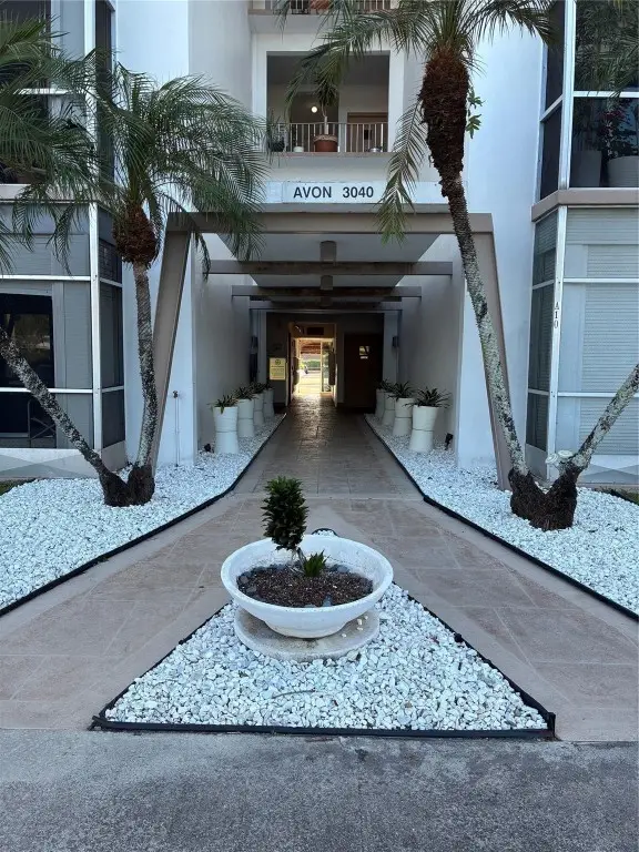 3040 NE 16th Avenue #A210, Oakland Park, FL 33334