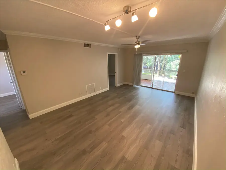 1400 NE 57th Street #104, Fort Lauderdale, FL 33334 - #3