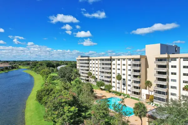 800 NE 195th Street #601, Miami, FL 33179