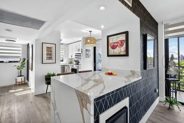 1000 Colony Point Circle #501, Pembroke Pines, FL 33026