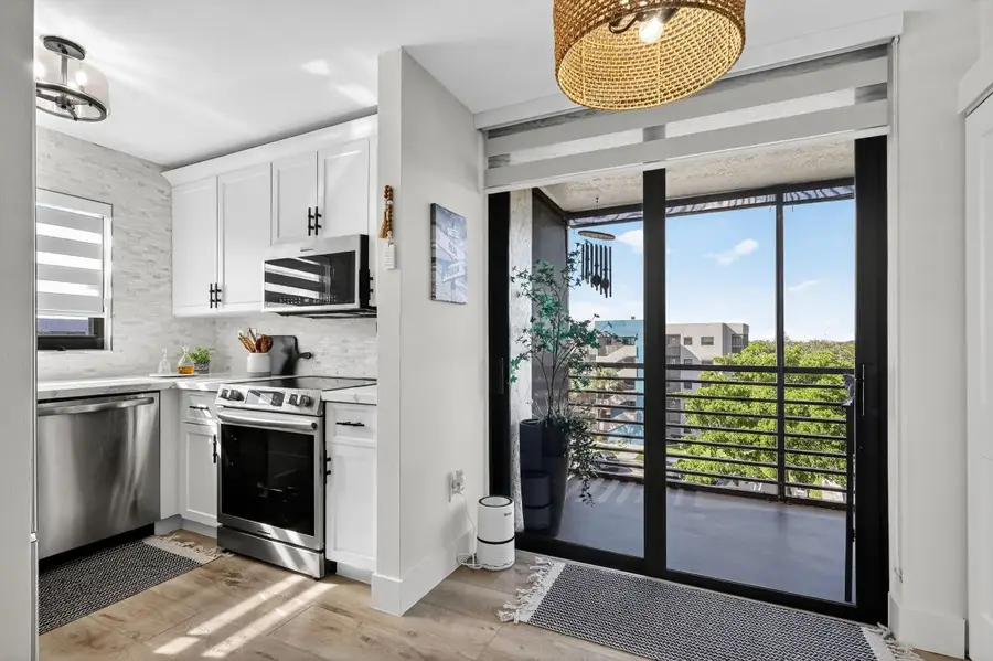 1000 Colony Point Circle #501, Pembroke Pines, FL 33026 - #2