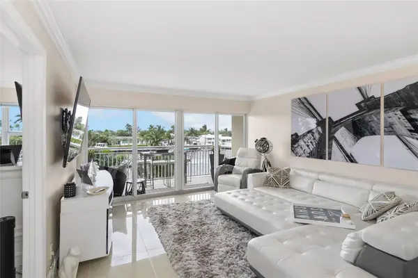 2611 N Riverside Drive #307, Pompano Beach, FL 33062
