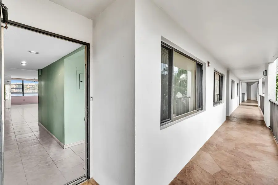 10442 E Clairmont Circle #204, Tamarac, FL 33321 - #3