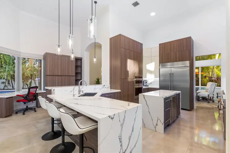 127 Swan Avenue, Plantation, FL 33324 - #3