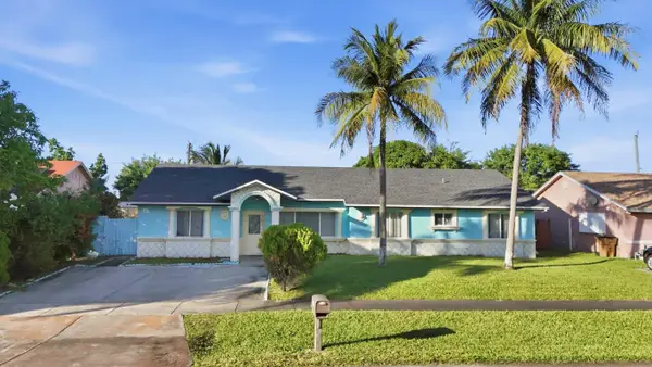 561 NE 38th Street, Deerfield Beach, FL 33064