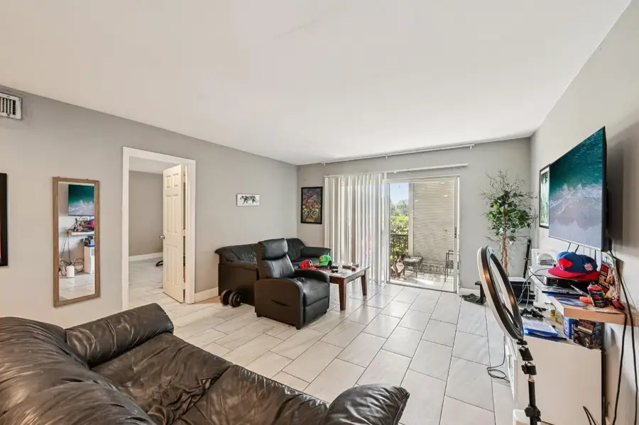 6301 N Falls Circle Drive #111, Lauderhill, FL 33319 - #3