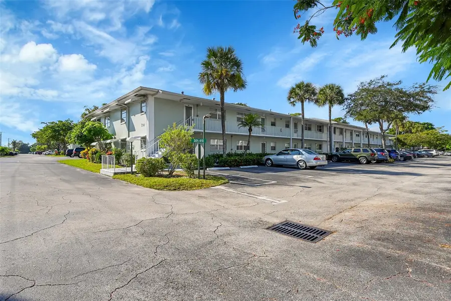2340 SW 22nd Avenue #303, Delray Beach, FL 33445 - #3