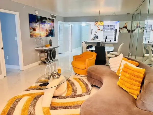 3910 Inverrary Boulevard #203B, Lauderhill, FL 33319