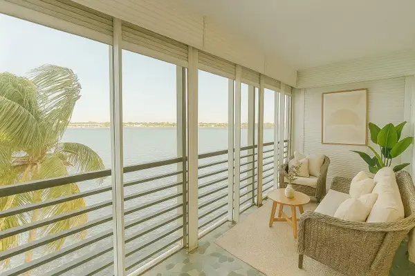 1175 NE Miami Gardens Drive #405, Miami, FL 33179