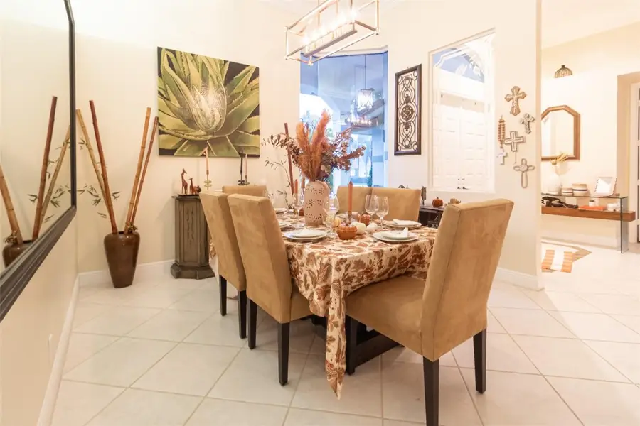 5062 Kensington Circle, Coral Springs, FL 33076 - #3