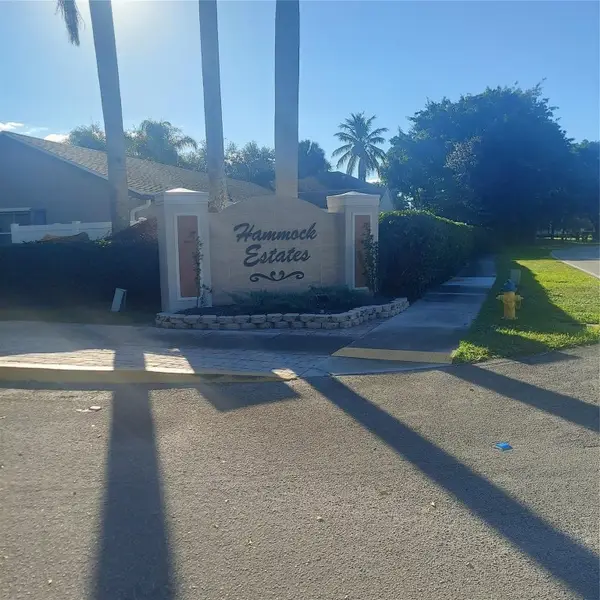 1424 NW 49th Avenue, Coconut Creek, FL 33063