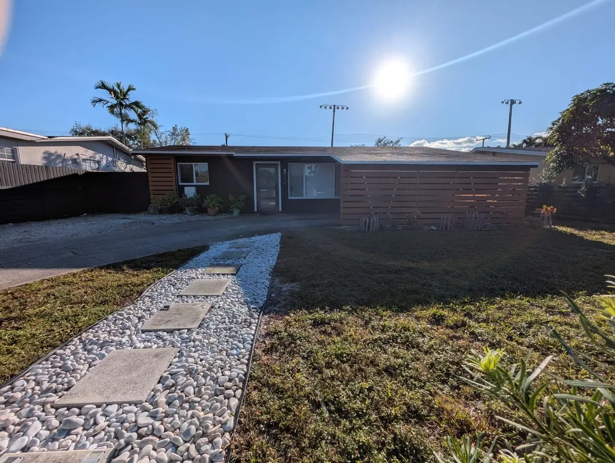 1716 SW 43rd Avenue, Fort Lauderdale, FL 33317 - #1