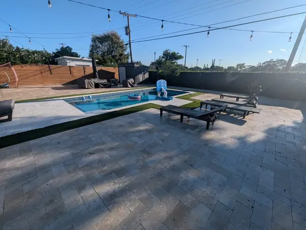 1716 SW 43rd Avenue, Fort Lauderdale, FL 33317