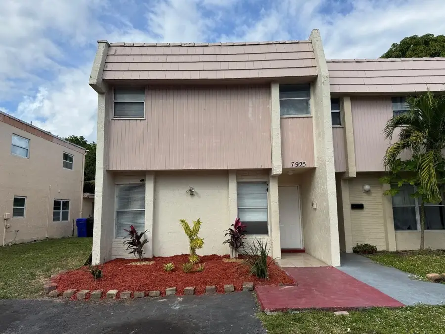 7925 SW 9th Street #7925, North Lauderdale, FL 33068 - #2