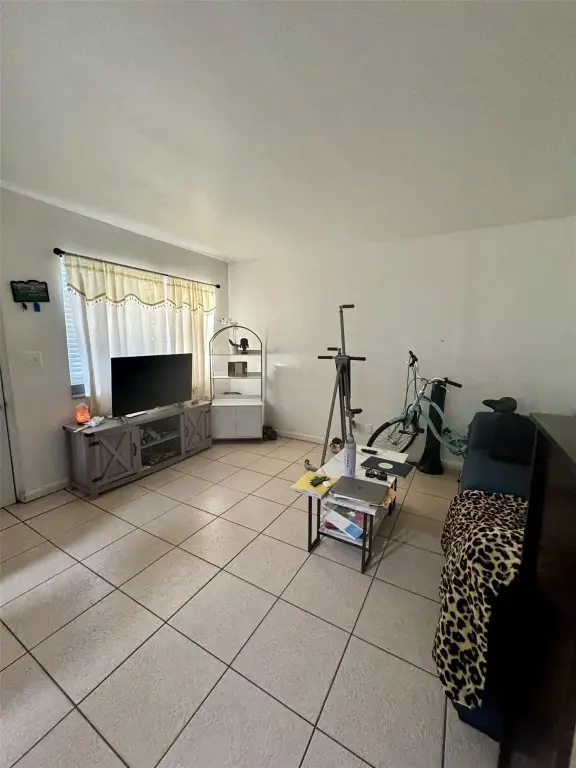 101 NE 41st Street #17A, Oakland Park, FL 33334 - #3