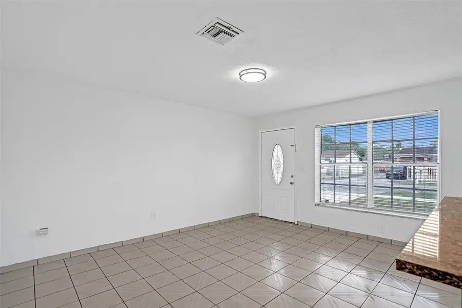 16920 NW 53rd Avenue, Miami Gardens, FL 33055 - #3