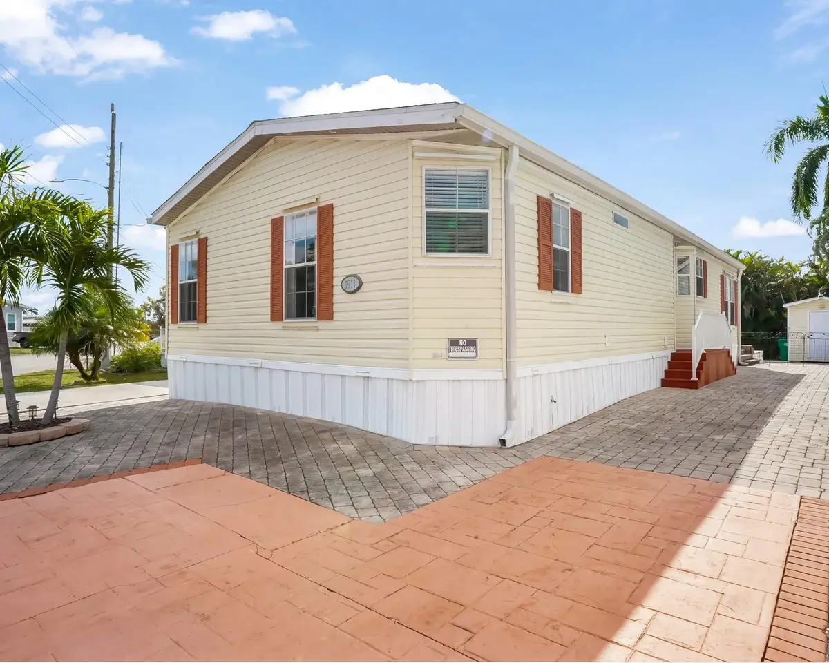 1911 SW 87th Terrace, Davie, FL 33324 - #1